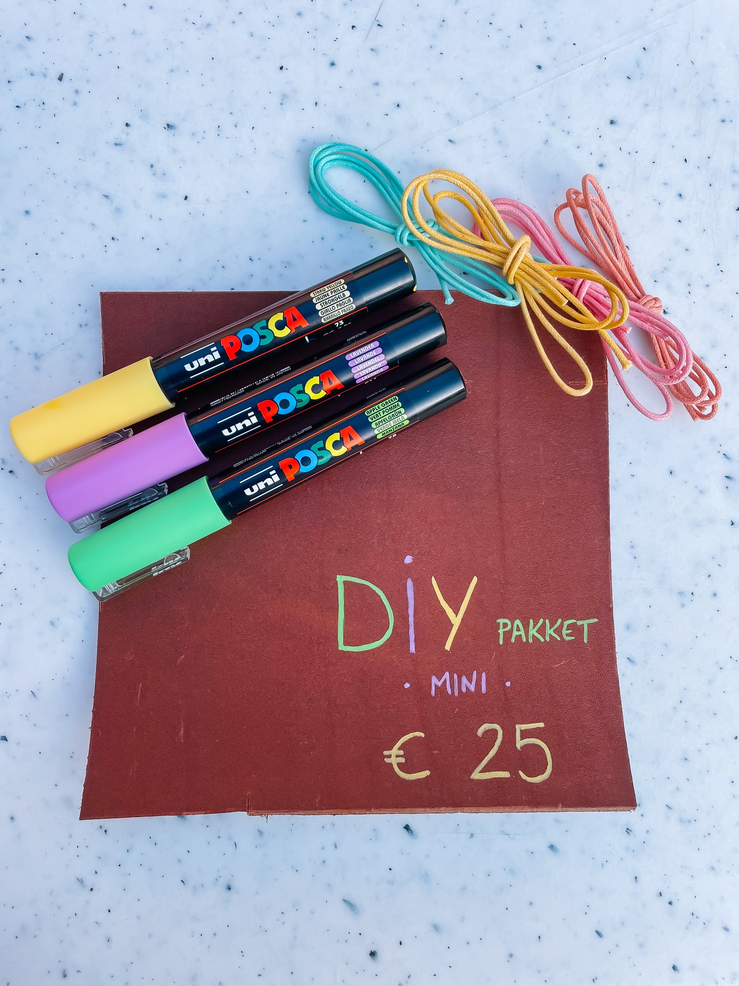 DIY pakket - Creatief met leder (mini)